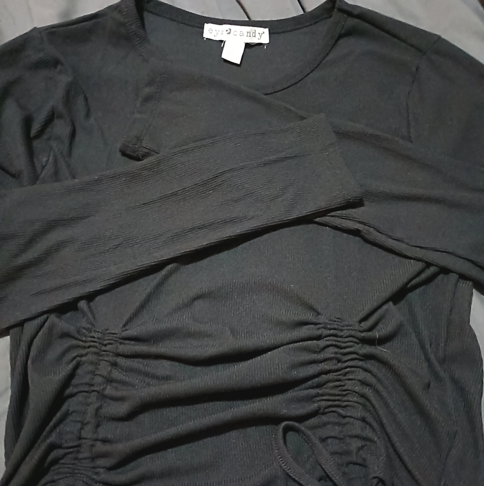 Long sleeve crop